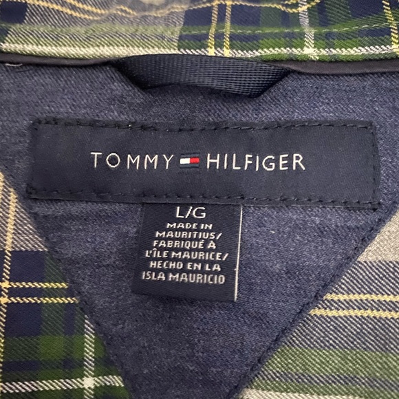 Hilfiger men’s casual button-down long sleeves - Picture 4 of 5